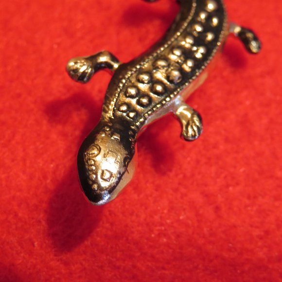 GECKO Lizard Brooch Aluminum Marcasite *Vintage* (46J) - Picture 2 of 3
